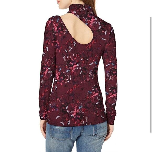 Guess NWT LS dulce cut out top in hyper bloom Pinot noir size M - Picture 2 of 16